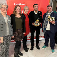 Helga Schönsteiner (Feucht), Nadine Aigner, Karin Gätschenberger-Bahler (Burgthann), Arif Tasdelen, Jan Plobner, Nicola KÖnig (Schwarzenbruck) v.l.n.r.